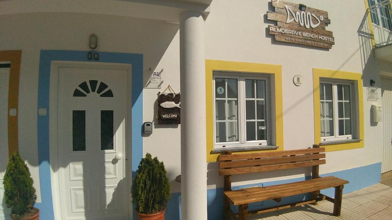 Almograve Beach Hostel Екстер'єр фото